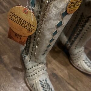 New Corral boots women’s 10